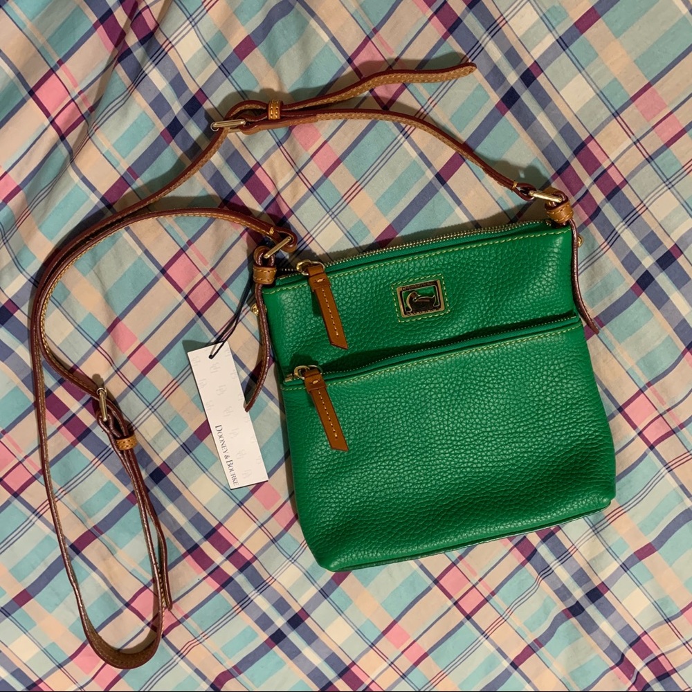 NWT Dooney & Bourke Letter Carrier in Green
